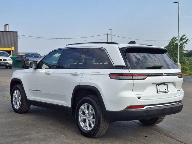 2023 Jeep Grand Cherokee Limited 4X4 | Navigation | Leather in Cars & Trucks in Guelph - Image 3