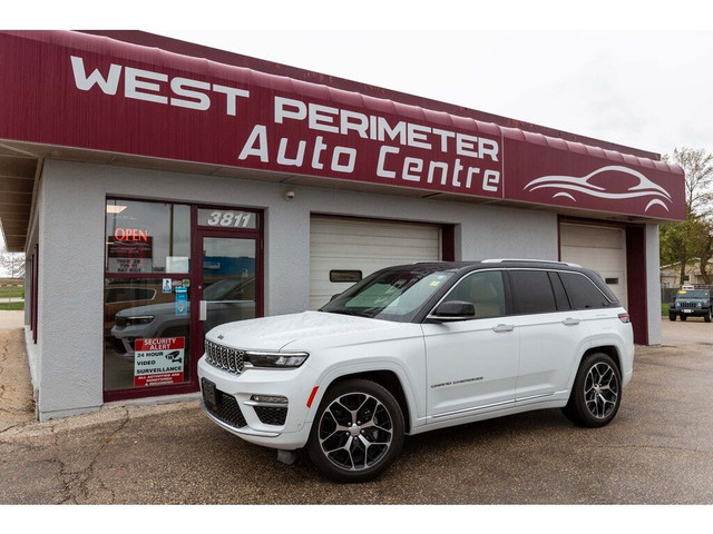  2023 Jeep Grand Cherokee Summit Reserve 4x4 in Cars & Trucks in Winnipeg