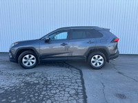 2021 Toyota Rav4 LE 2.5L FWD Financement Bancaire 1e 2e 3e chance Disponible —- FINANCEMENT MAISON D... (image 2)