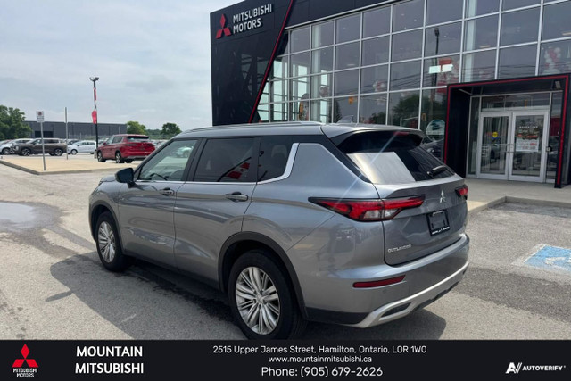 2022 Mitsubishi Outlander SE - Sunroof - Power Liftgate - $130.5 in Cars & Trucks in Hamilton - Image 3