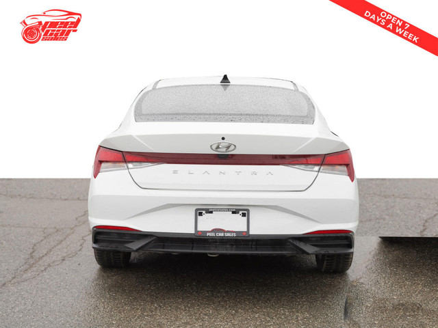2022 Hyundai Elantra Preferred, Apple CarPlay, Heated Steering W in Cars & Trucks in Mississauga / Peel Region - Image 4