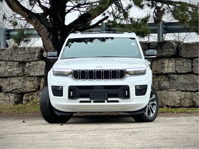  2021 Jeep Grand Cherokee L OVERLAND 4X4 | PANO ROOF | HEATED SE in Cars & Trucks in Kitchener / Waterloo - Image 2