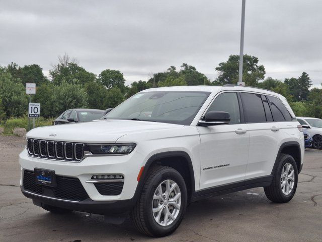 2023 Jeep Grand Cherokee Limited 4X4 | Navigation | Leather in Cars & Trucks in Guelph