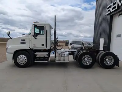 2019 Mack Anthem AN64T MDRIVE NEW ENGINE!!! Replaced under Warranty Feb-2024 at 5,915 hrs Also new E...