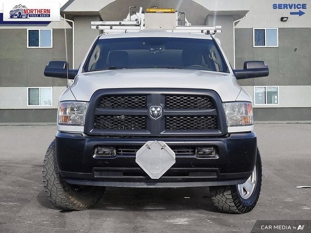 2015 RAM 3500 ST CREW CAB 4X4 WORK CANOPY in Cars & Trucks in Edmonton - Image 2