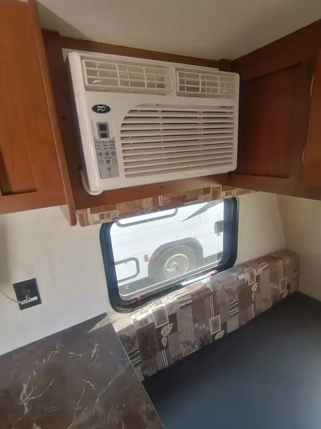 2017 JAYCO Jay Flight SLX 145RB in Travel Trailers & Campers in London - Image 11