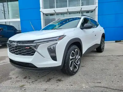 Please note this vehicle comes with dealer installed winter mats. Our versatile 2025 Chevrolet Trax...
