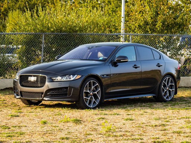 2017 Jaguar XE R-Sport / V6 SUPERCHARGED in Cars & Trucks in Edmonton - Image 3