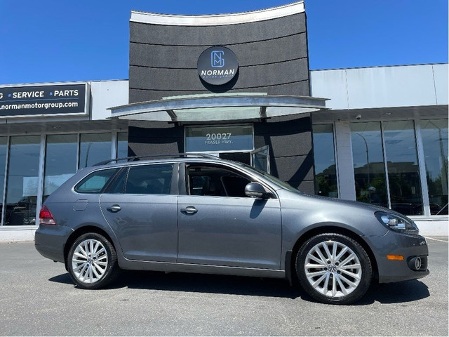 2014 Volkswagen Golf Wagon Highline TDI DIESEL LEATHER SUNROOF N in Cars & Trucks in Delta/Surrey/Langley