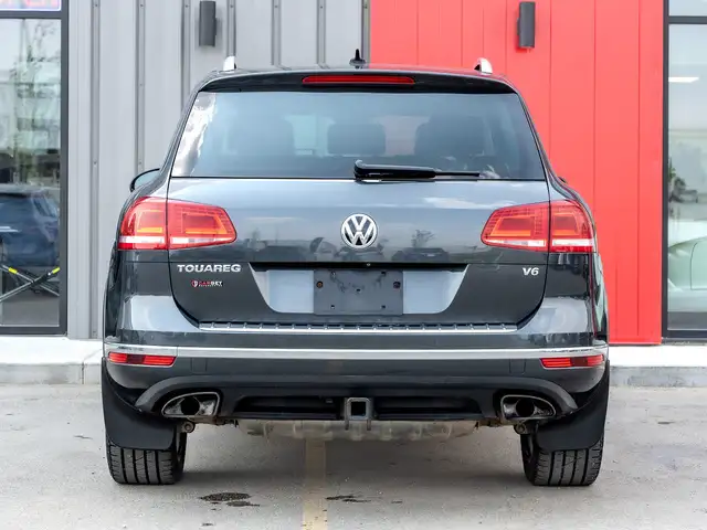 2015 Volkswagen Touareg Execline 3.6 - AWD | Pano Sunroof | 360  in Cars & Trucks in Saskatoon - Image 7