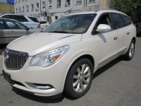 7 PASSENGERS. FINISHED IN PEARL WHITE WITH BROWN LEATHER INTERIOR. PANORAMIC MOON ROOF, CAPTAIN CHAI... (image 1)