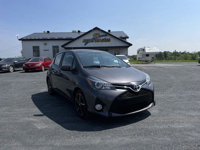 2016 Toyota Yaris SE in Cars & Trucks in Sherbrooke