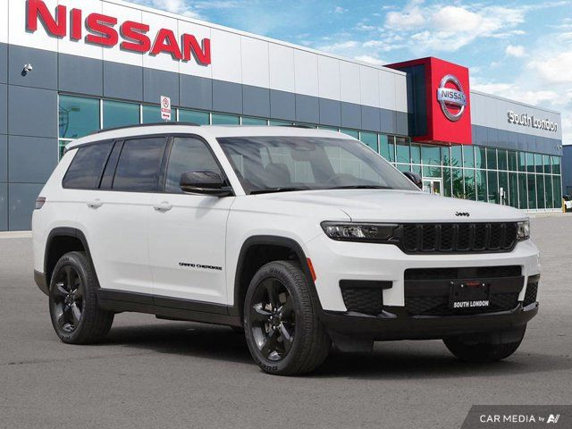 2022 Jeep Grand Cherokee L Altitude | Preferred Package 22B in Cars & Trucks in London