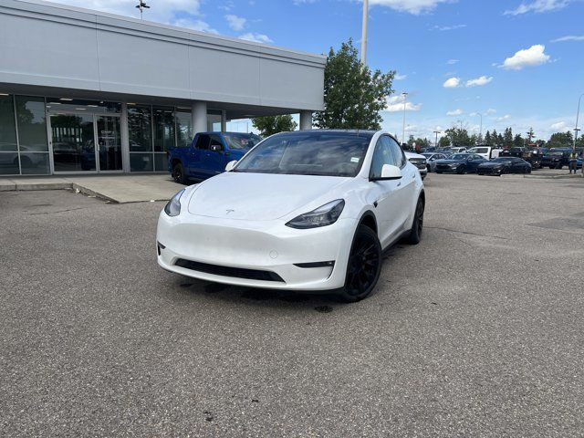 2024 Tesla Model Y Long Range in Cars & Trucks in Calgary