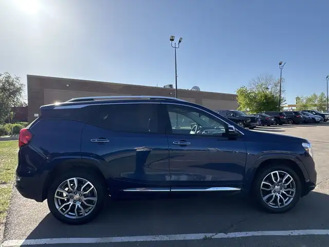 2022 GMC Terrain Denali AWD - Remote Start, OnStar, Cruise Contr dans Autos et camions dans Comté de Strathcona - Image 11