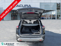Experience refined driving in the 2023 Nissan Rogue Platinum, the top trim of Nissan’s best-selling... (image 6)