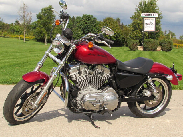  2012 Harley-Davidson XL883L Low ONLY 4,000 Miles New Tires Low  in Street, Cruisers & Choppers in Leamington - Image 4