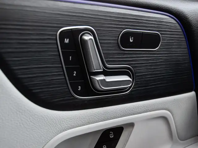 2021 Mercedes-Benz GLB 250 |AMG PKG|PANOROOF|HEATED SEATS|APPLE  in Cars & Trucks in City of Toronto - Image 13