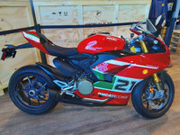 2022 Ducati Panigale V2 Bayliss 1st Championship 20th Annivers