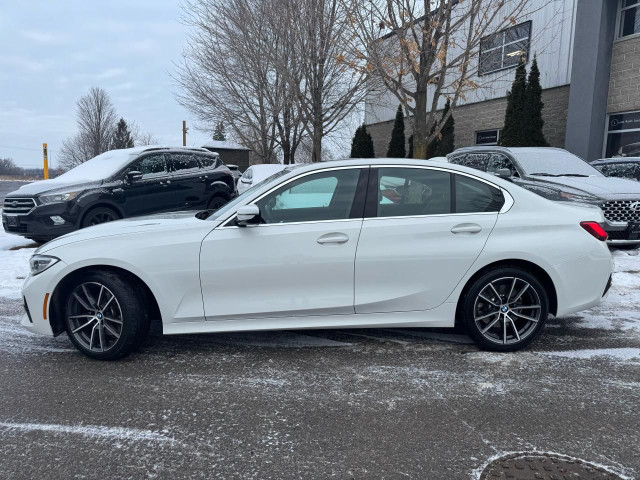 2021 BMW 3 Series 330i xDrive LOW KM, HEATED SEATS, POWER SUNROO in Cars & Trucks in Ottawa - Image 4