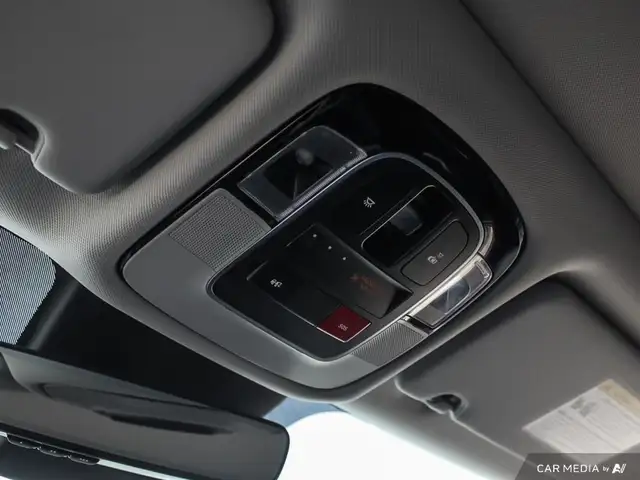2024 Hyundai Tucson Hybrid Ultimate Android Auto | Low KMS |... in Cars & Trucks in London - Image 23