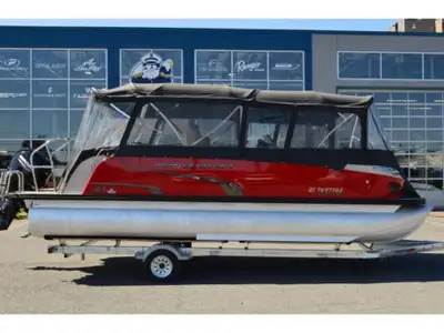 VOGUE 23RL 150XL 4S EFI SPORT - MERCURY 150XL 4S EFI - HEURES MOTEUR: 45 - GARANTIE MOTEUR: 11 JUIN...