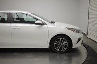 ADAPTIVE CRUISE CONTROL, LANE KEEPING ASSIST, HEATED FRONT SEATS, BLIND SPOT MONITOR, KEYLESS START,... (image 1)
