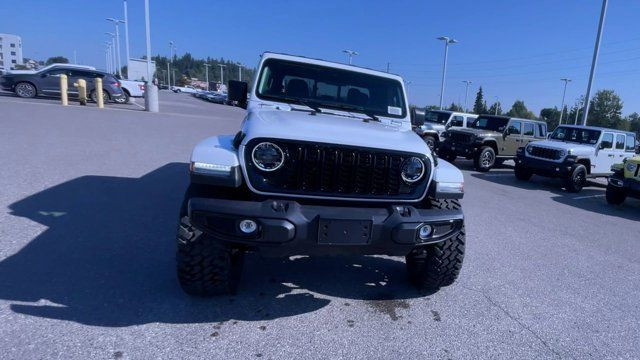 2025 Jeep Gladiator Willys | 4X4 | Backup Camera | Heated Seats in Cars & Trucks in Prince George - Image 4