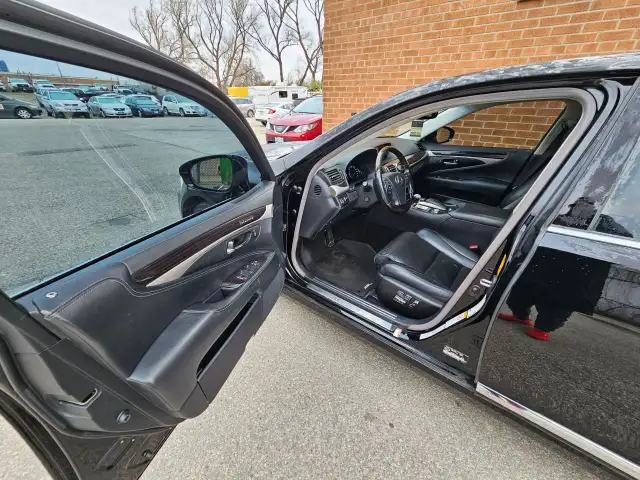 2014 Lexus LS 600H AWD-NAVI-MASSAGE SEAT-DVD- LWB in Cars & Trucks in Oakville / Halton Region - Image 24