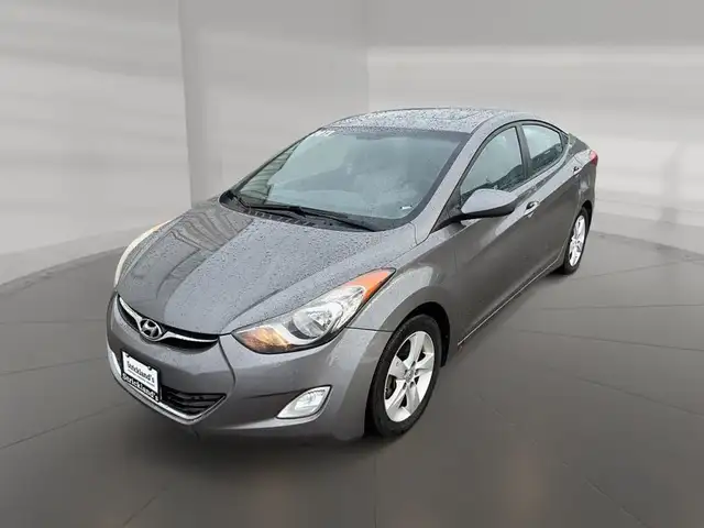 2013 HYUNDAI ELANTRA in Cars & Trucks in Stratford - Image 2