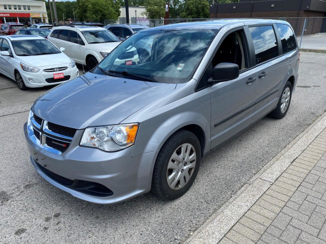 2017 Dodge Grand Caravan CVP/SXT in Cars & Trucks in Sarnia - Image 3