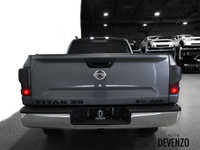 2017 Nissan Titan XD SV Crew Cab 4WD Turbo Diesel Cummins 5.0L, Carfax Certified, No Accidents, Loca... (image 3)