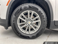 Experience the versatility and comfort of this 2023 Chevrolet Traverse LT Cloth AWD! With its accide... (image 6)