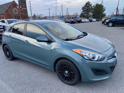  2014 Hyundai Elantra GT L ** ONE OWNER, 6 SPEED **