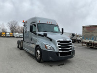 2019 Freightliner T12664ST