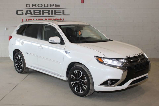 2018 Mitsubishi Outlander SEL in Cars & Trucks in City of Montréal - Image 2