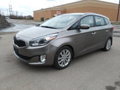 2014 Kia Rondo EX Luxury (comme neuf)