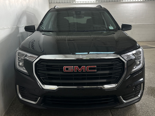 2023 GMC Terrain SLE SLE/AWD/30,000KM/BLACK/OFF 1 OWNER GMAC... in Cars & Trucks in Belleville - Image 3