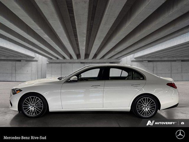 2022 Mercedes-Benz C 300 4MATIC Sedan | Premium Package dans Autos et camions  à Longueuil/Rive Sud - Image 2