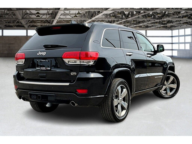 2016 Jeep Grand Cherokee Overland 5.7L V8 | Heated Leather | NAV in Cars & Trucks in Mississauga / Peel Region - Image 2