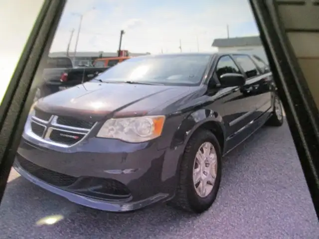 2012 Dodge Grand Caravan SE 7 places 93 738 km financement maiso in Cars & Trucks in Laval / North Shore - Image 12