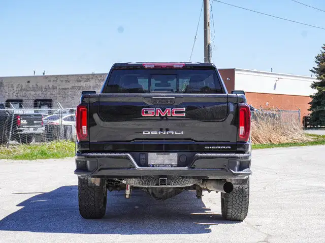 2023 GMC Sierra 2500HD Denali- Sunroof - Heated & Vented Seats dans Autos et camions dans Barrie - Image 9