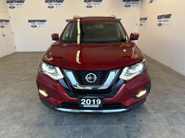 2019 Nissan Rogue SL | AWD | LEATHER | PANO ROOF | NAV | 1 OWNER in Cars & Trucks in Brantford - Image 3