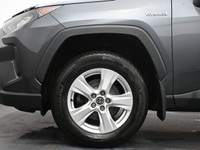 Check out this low mileage 2021 RAV4 Hybrid, with just 61 000km. This grey monochrome SUV is packed... (image 3)