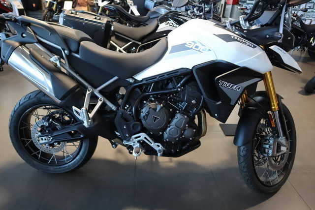 2023 Triumph TIGER 900 RALLY Pure White in Other in Edmonton - Image 2