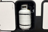 The 2021 Grand Design Reflection 31MB is a thoughtfully designed fifth-wheel RV that blends comfort,... (image 7)