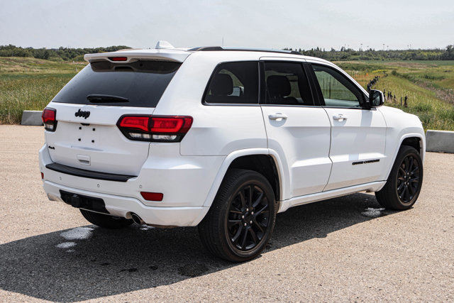 2021 Jeep Grand Cherokee Altitude in Cars & Trucks in Strathcona County - Image 3