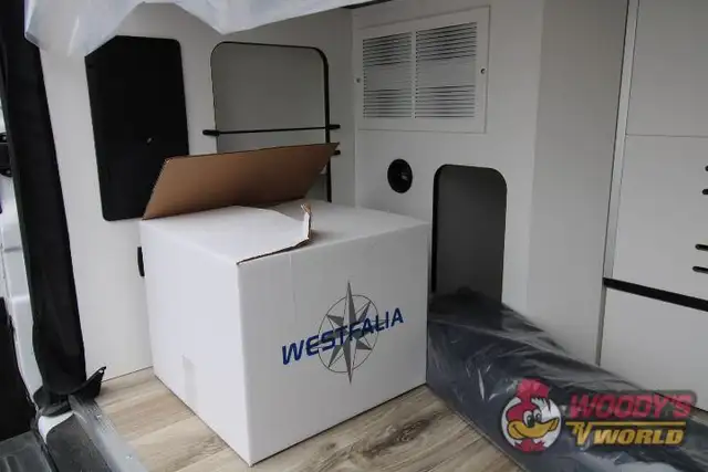 2025 WESTFALIA WAVE SKYLIGHT in RVs & Motorhomes in Abbotsford - Image 18
