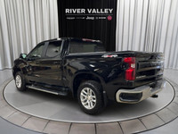 Are you ready to tackle any terrain? Meet the 2022 Chevrolet Silverado 1500 LT, your White knight wi... (image 4)