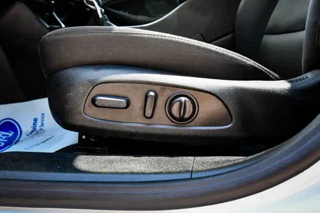 2023 Chevrolet Malibu LT • SUNROOF • HEATED SEATS • CP/AA in Cars & Trucks in Kingston - Image 26
